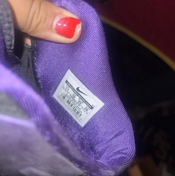 Nike flyposite purple and black - Picture 2 of 6
